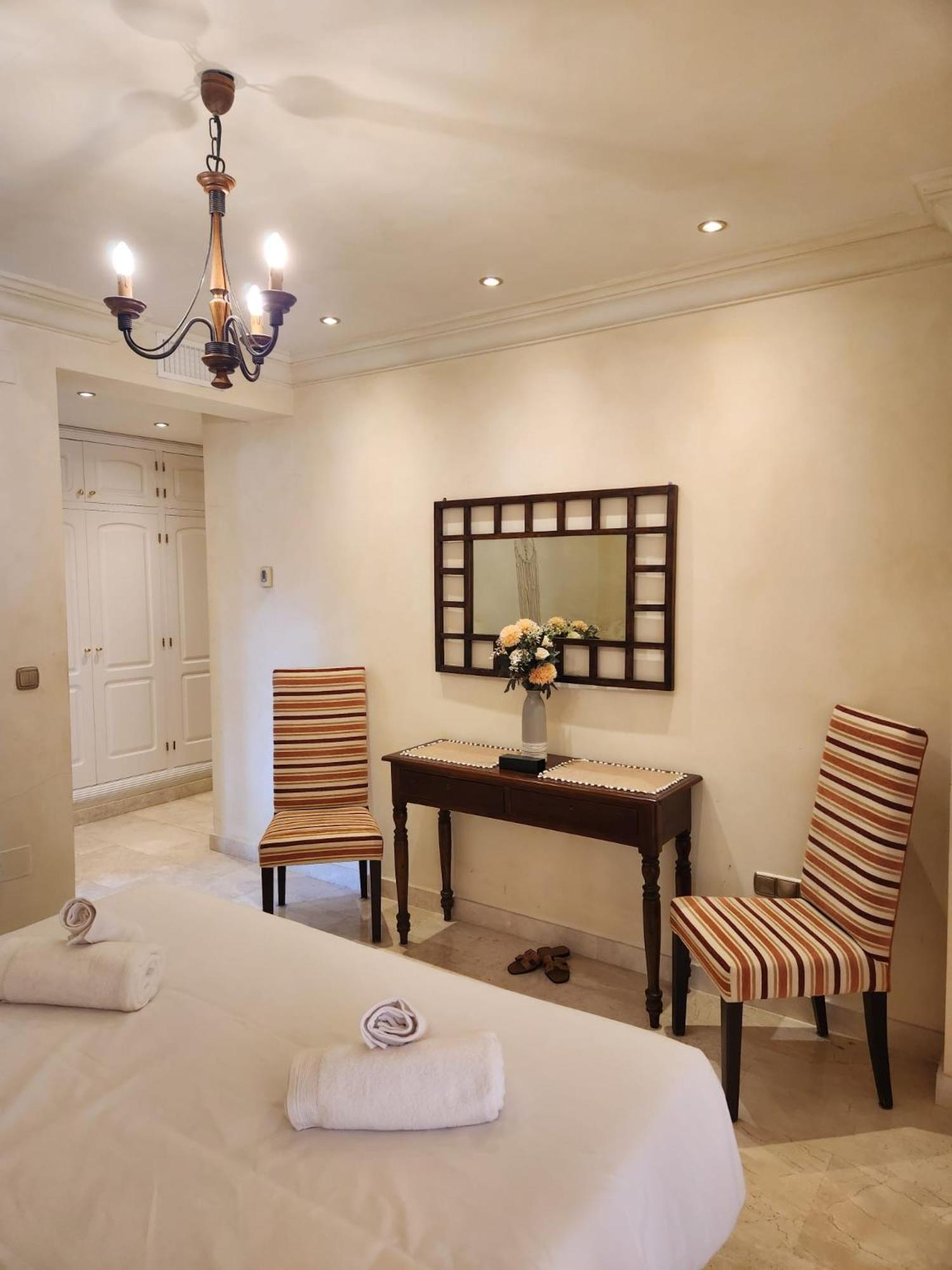 Apartamento Luxury 2 Bedroom Apartment, Sierra Blanca, Marbella