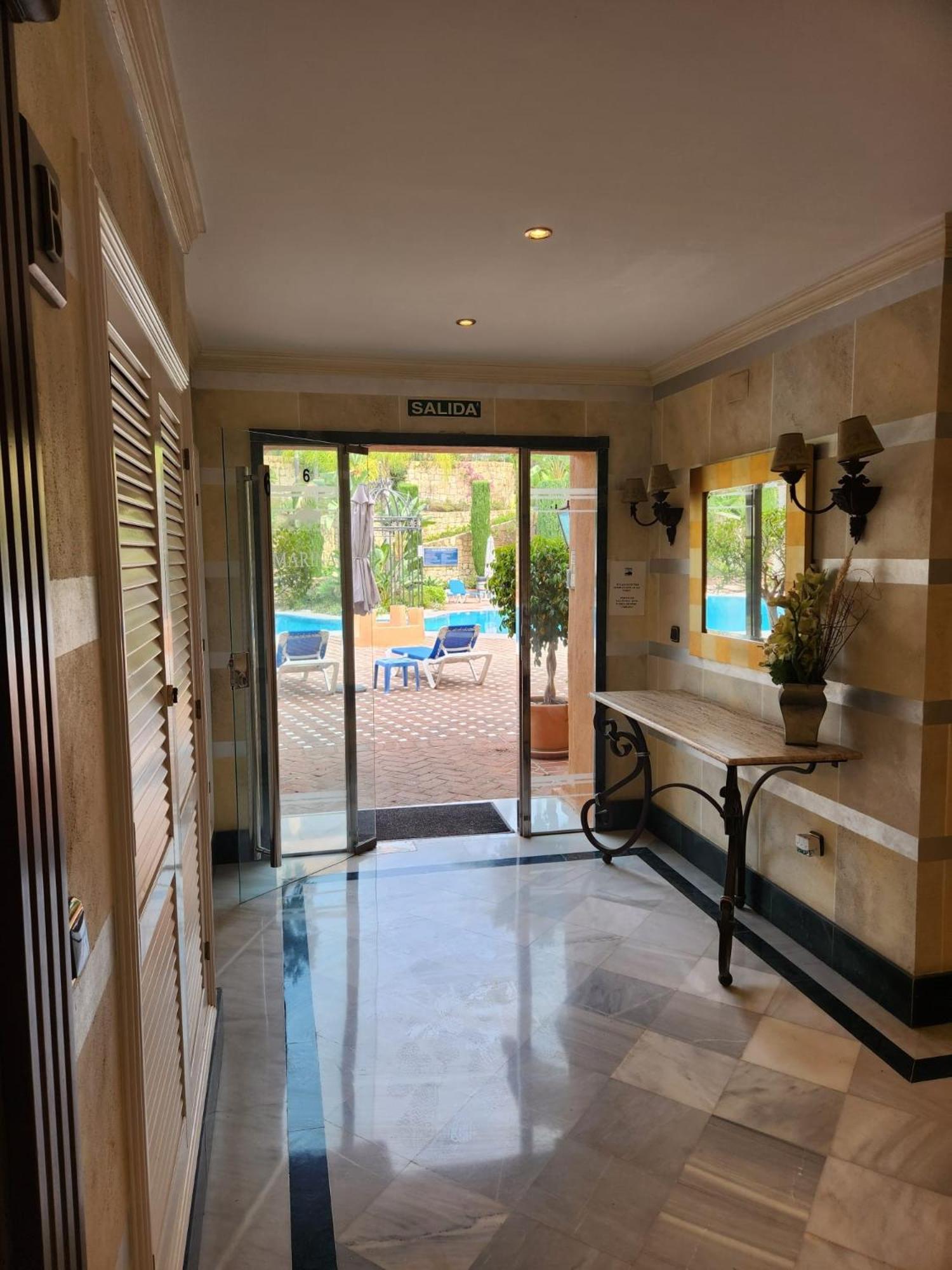 Luxury 2 Bedroom Apartment, Sierra Blanca, Apartamento *