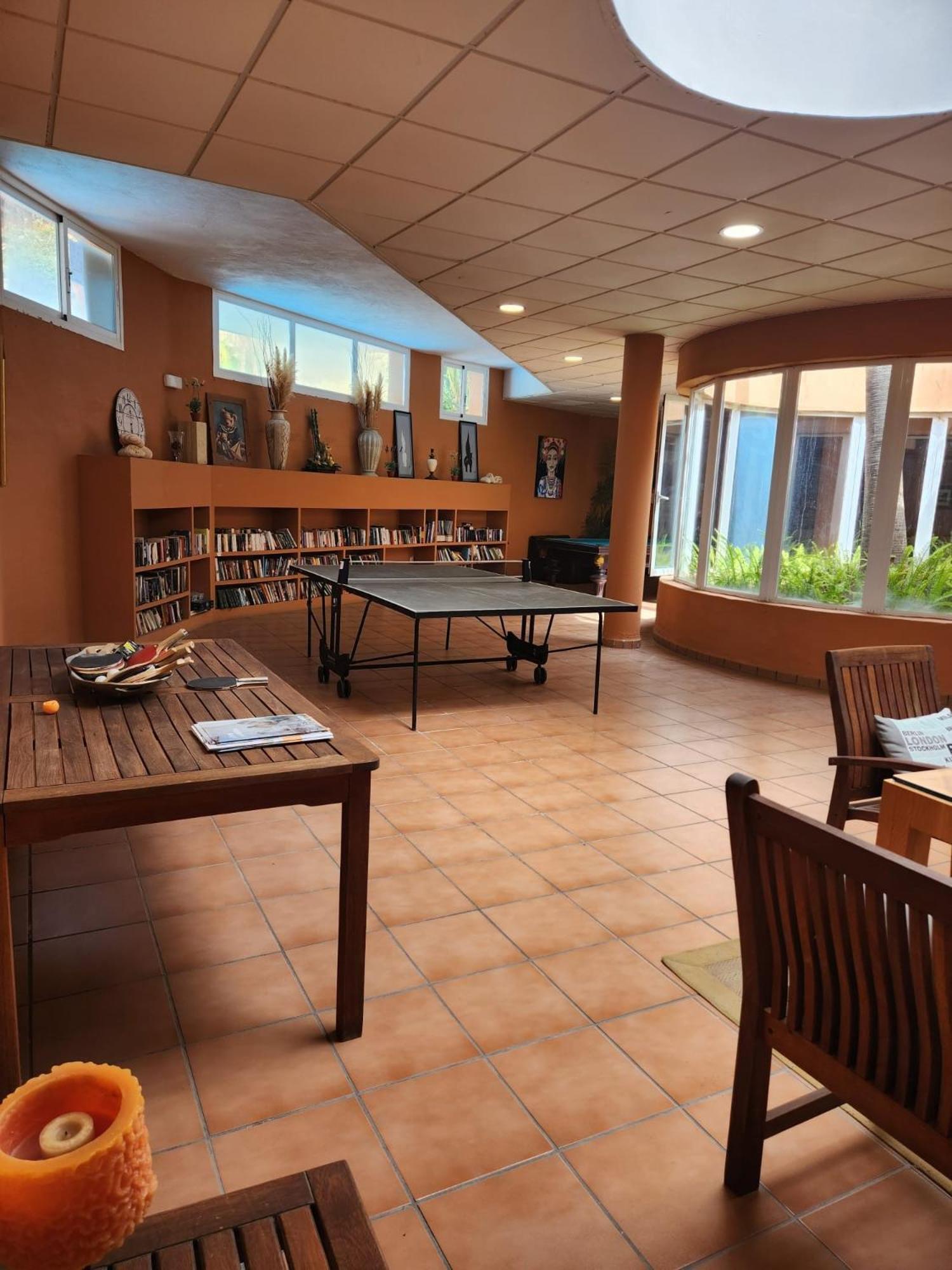 Luxury 2 Bedroom Apartment, Sierra Blanca, Apartamento Marbella