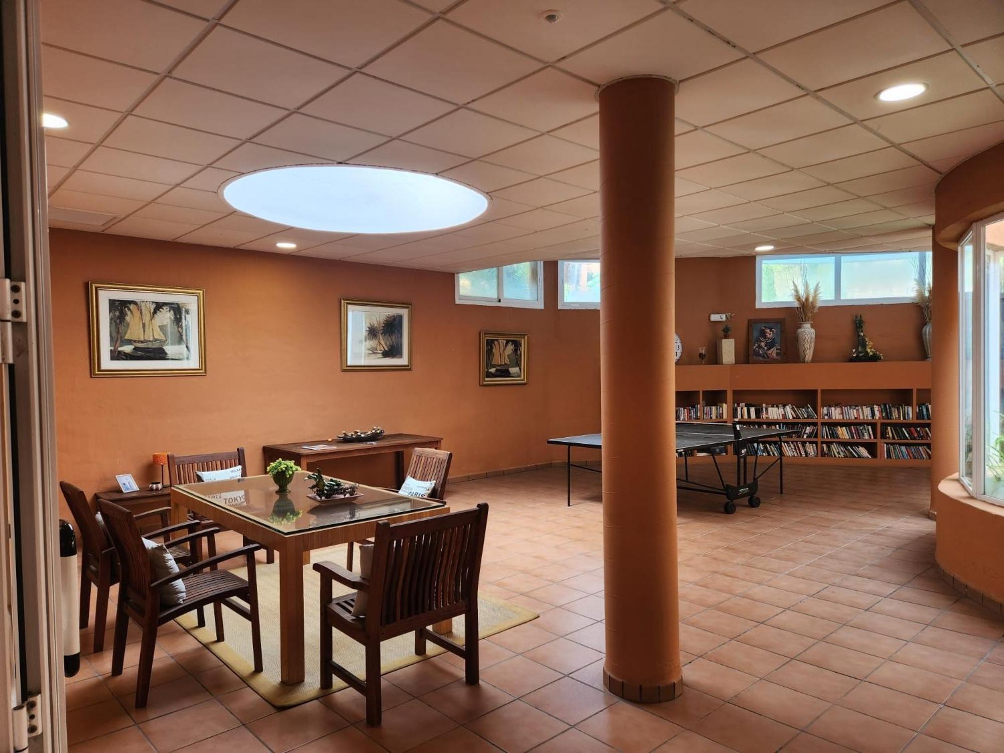 Luxury 2 Bedroom Apartment, Sierra Blanca, Apartamento Marbella