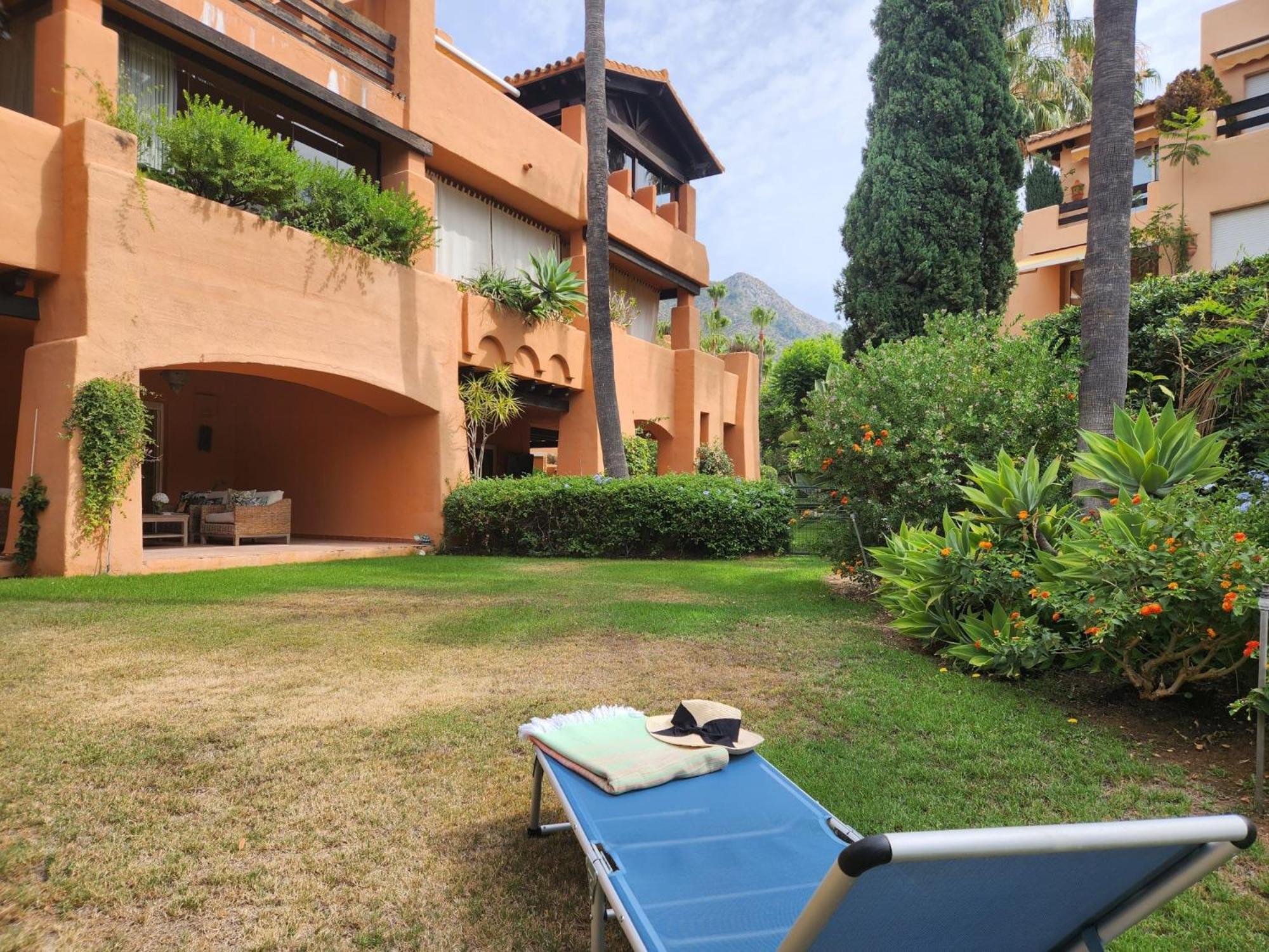 Apartamento Luxury 2 Bedroom Apartment, Sierra Blanca,