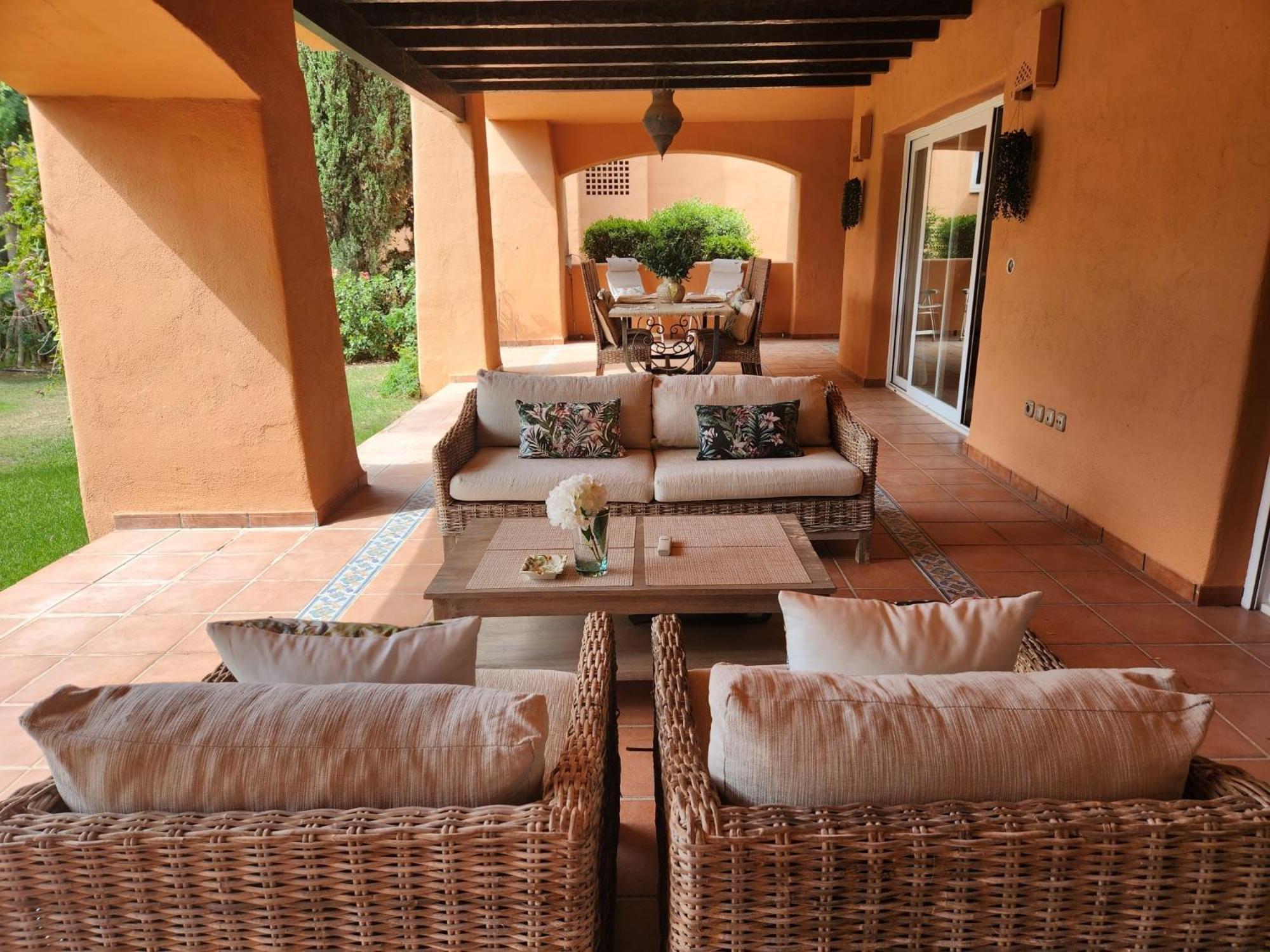 Luxury 2 Bedroom Apartment, Sierra Blanca, Apartamento *